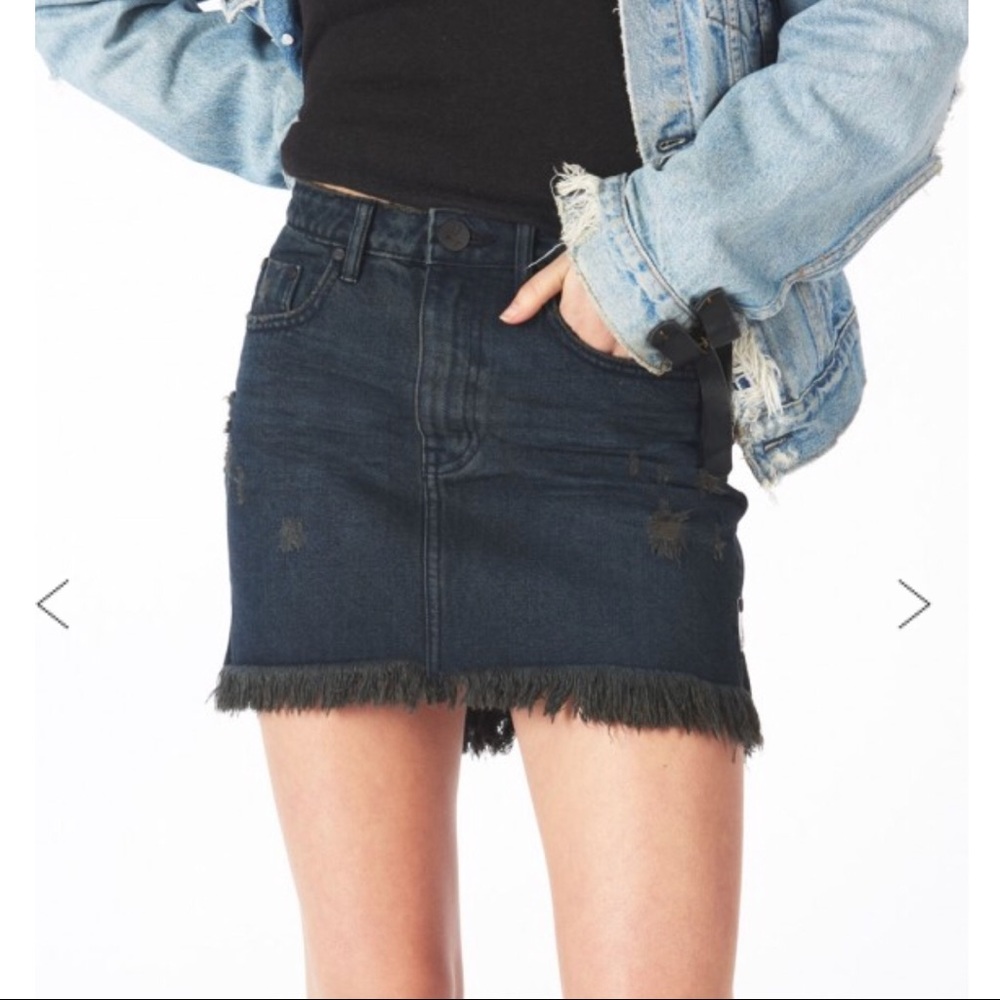 NWOT One Teaspoon Fox Black 2020 Mini Skirt